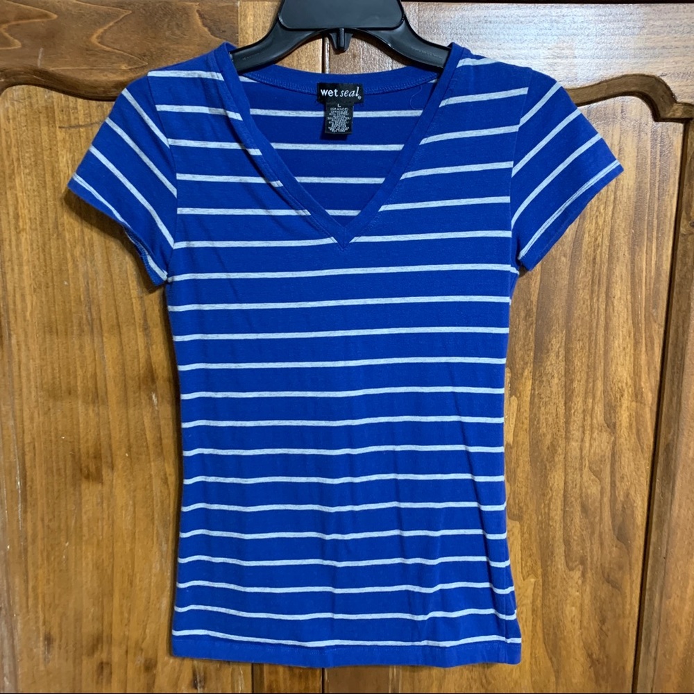 Wet Seal Blue & Gray Stripe V-Neck T-shirt Large